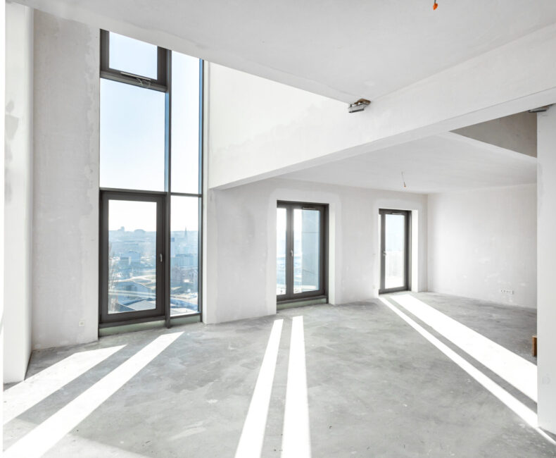 Penthouse z ogromnymi oknami i tarasem na dachu w N14 Katowice