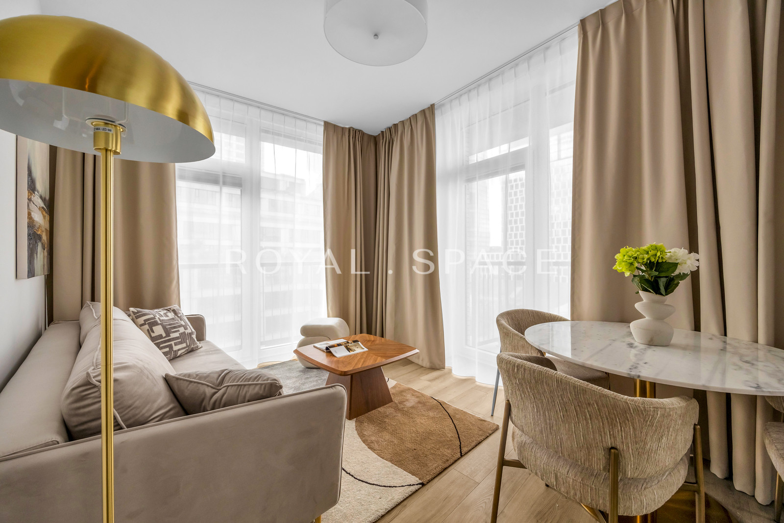 Apartament z dwoma balkonami i garażem | Wola