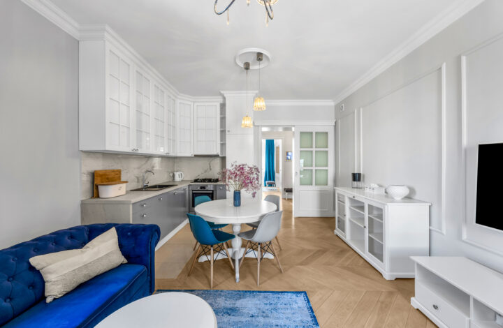 Comfortable Flat Near Politechnika metro