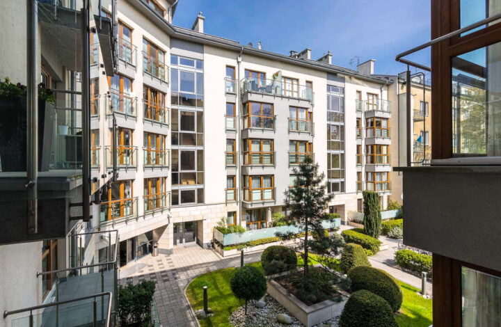 Dwupoziomowy apartament z sauną i balkonem!