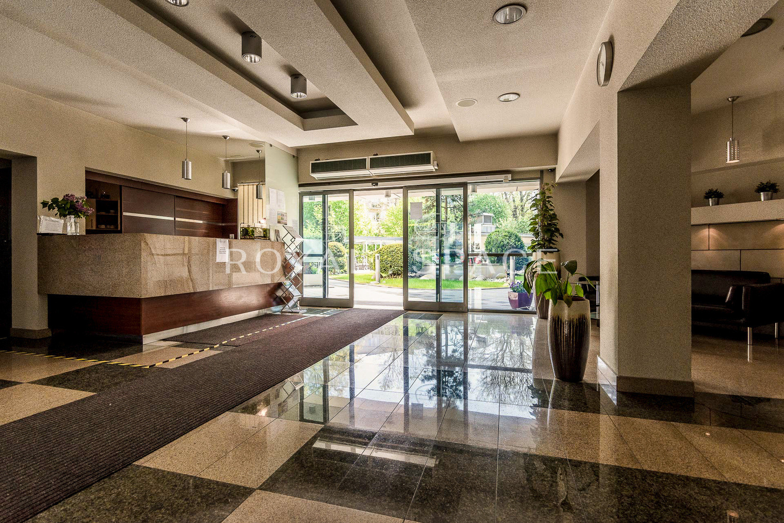 Dwupoziomowy apartament z sauną i balkonem!