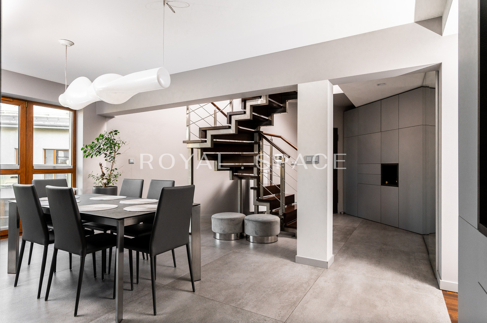 Dwupoziomowy apartament z sauną i balkonem!