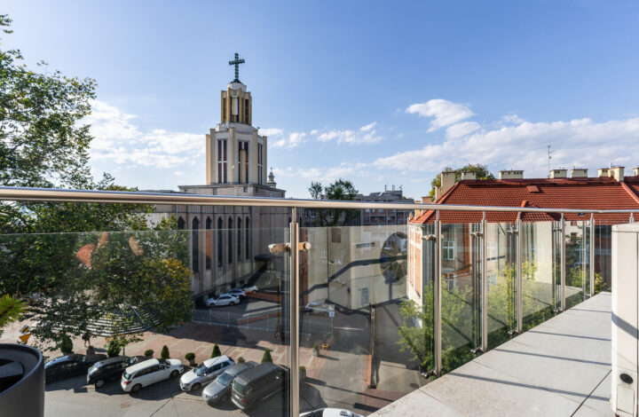 Dwupoziomowy apartament z sauną i balkonem!