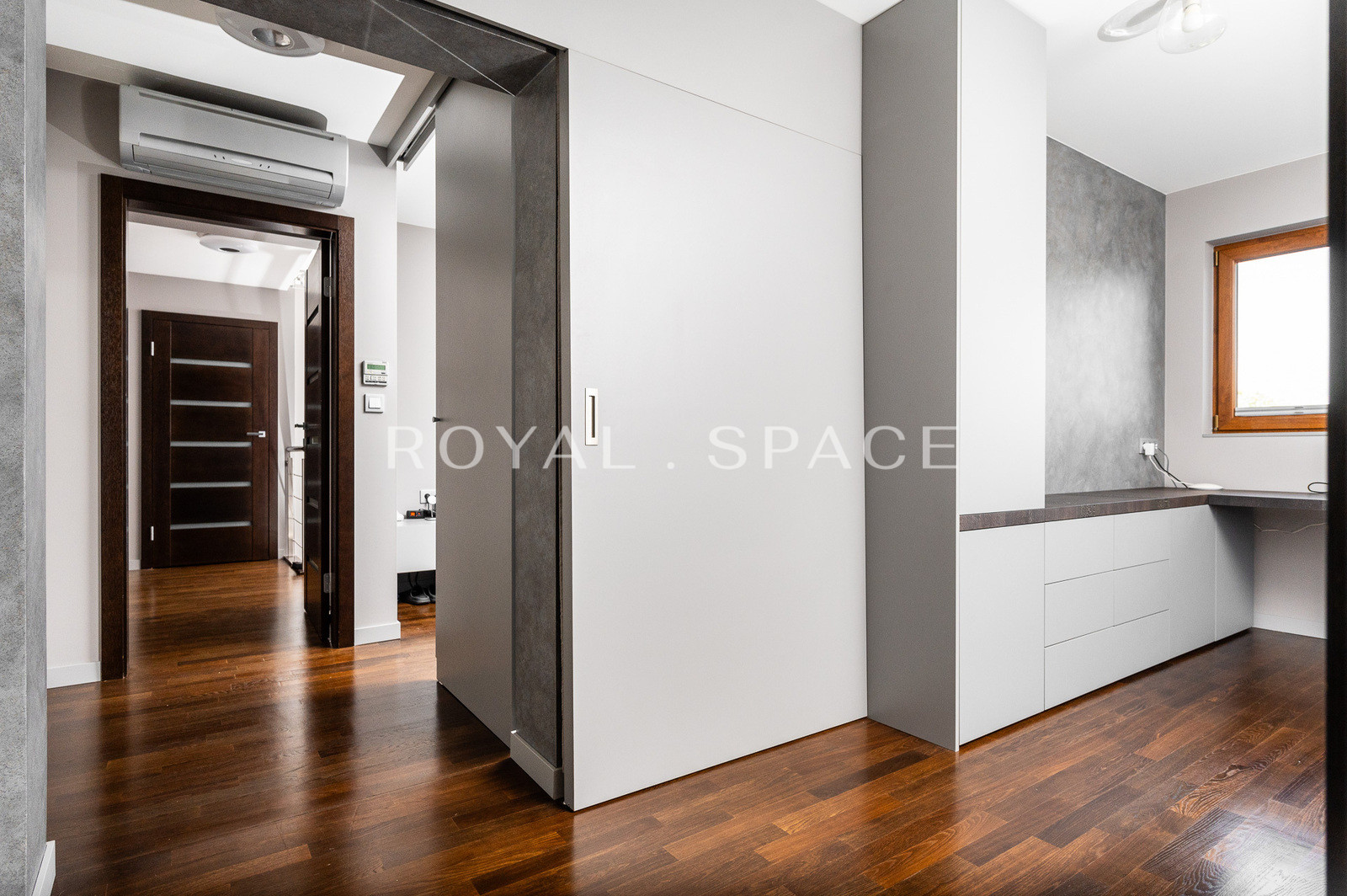 Dwupoziomowy apartament z sauną i balkonem!