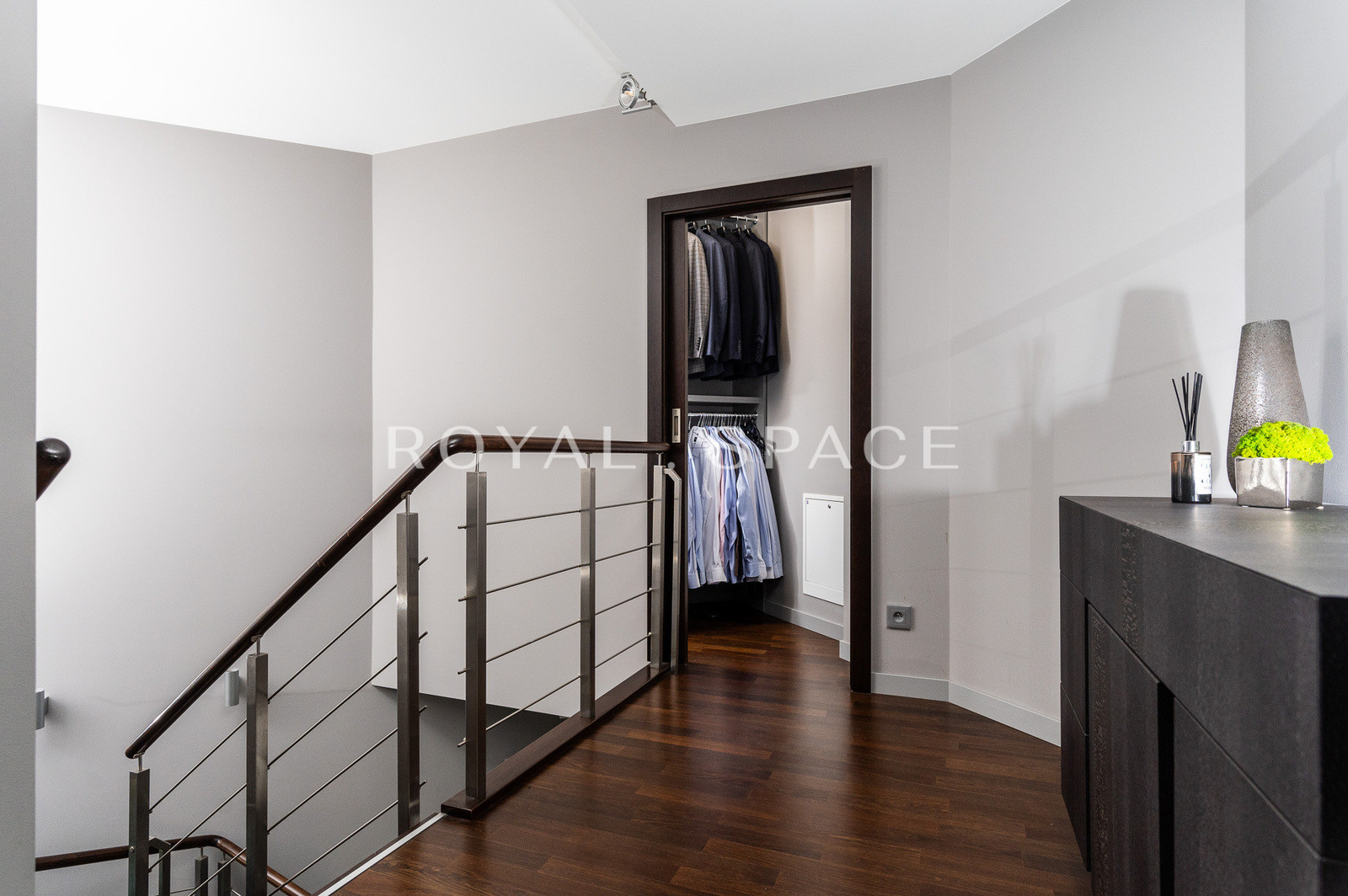 Dwupoziomowy apartament z sauną i balkonem!