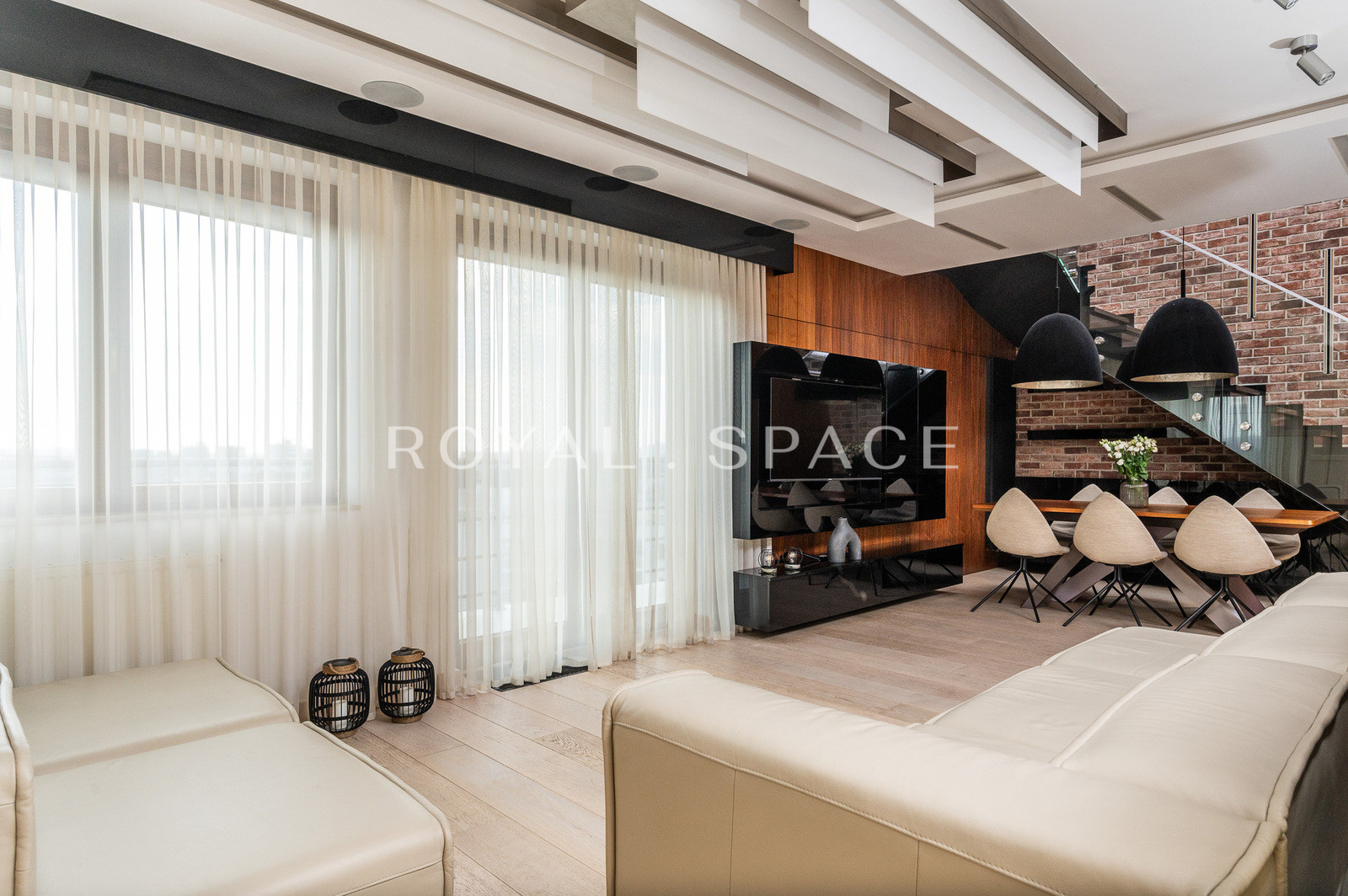 Dwupoziomowy penthouse z widokiem na Kraków!