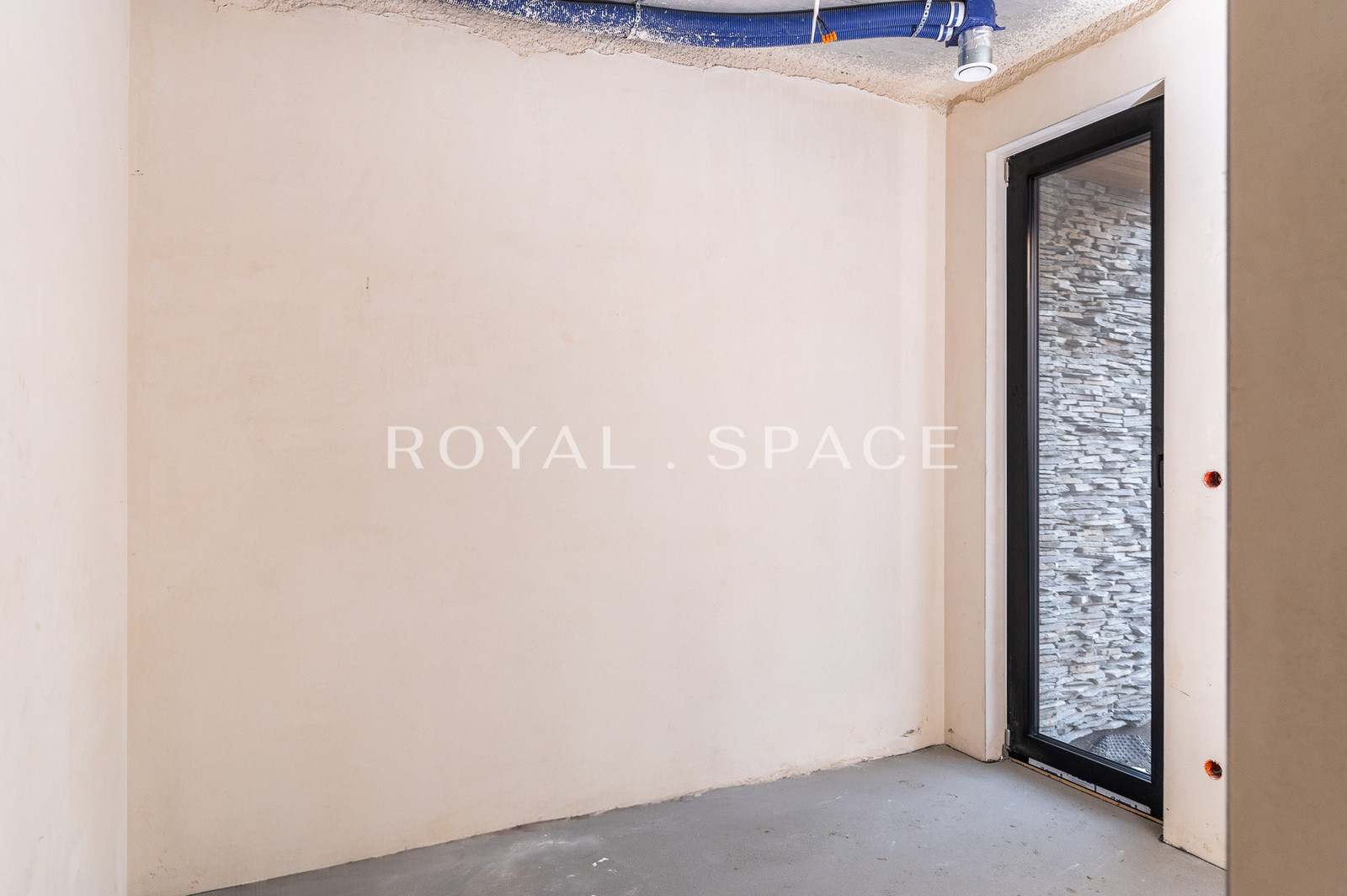 Komfortowy apartament z ogrodem 150 m2 w Morelife