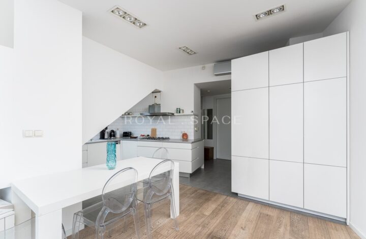 Apartment with large balcony in Wola Justowska!