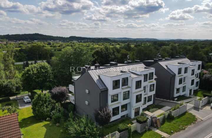 Apartment with large balcony in Wola Justowska!