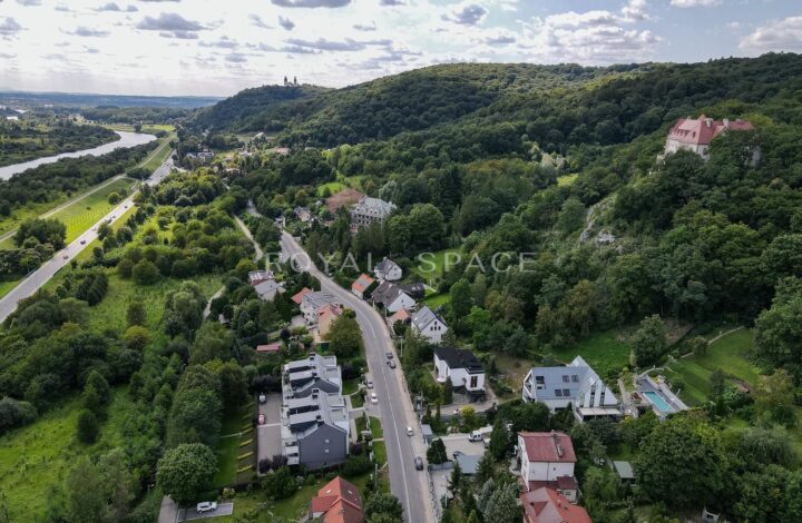 Apartment with large balcony in Wola Justowska!