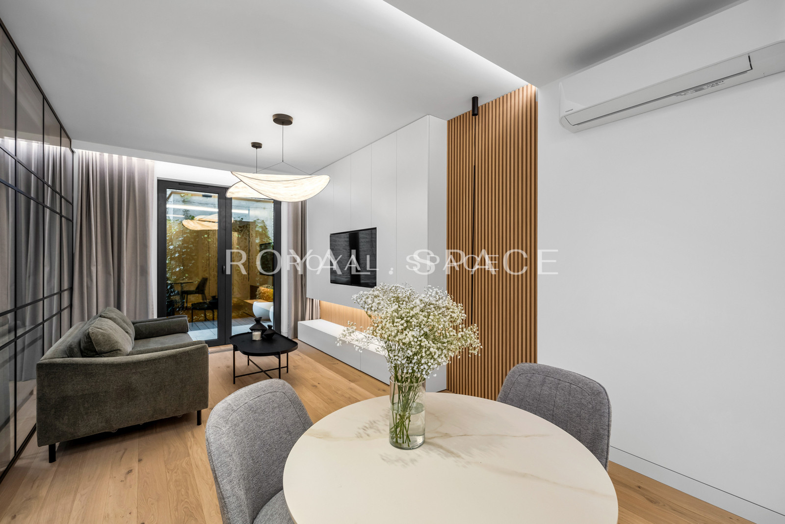 Apartment in the Center with a 26 m² terrace!