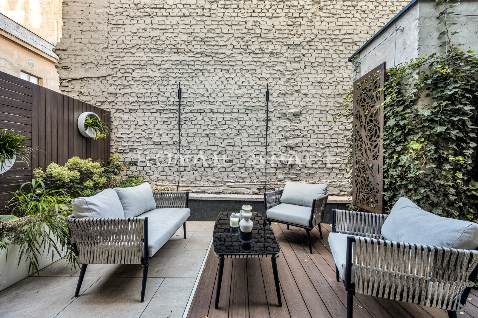 Apartment in the Center with a 26 m² terrace!