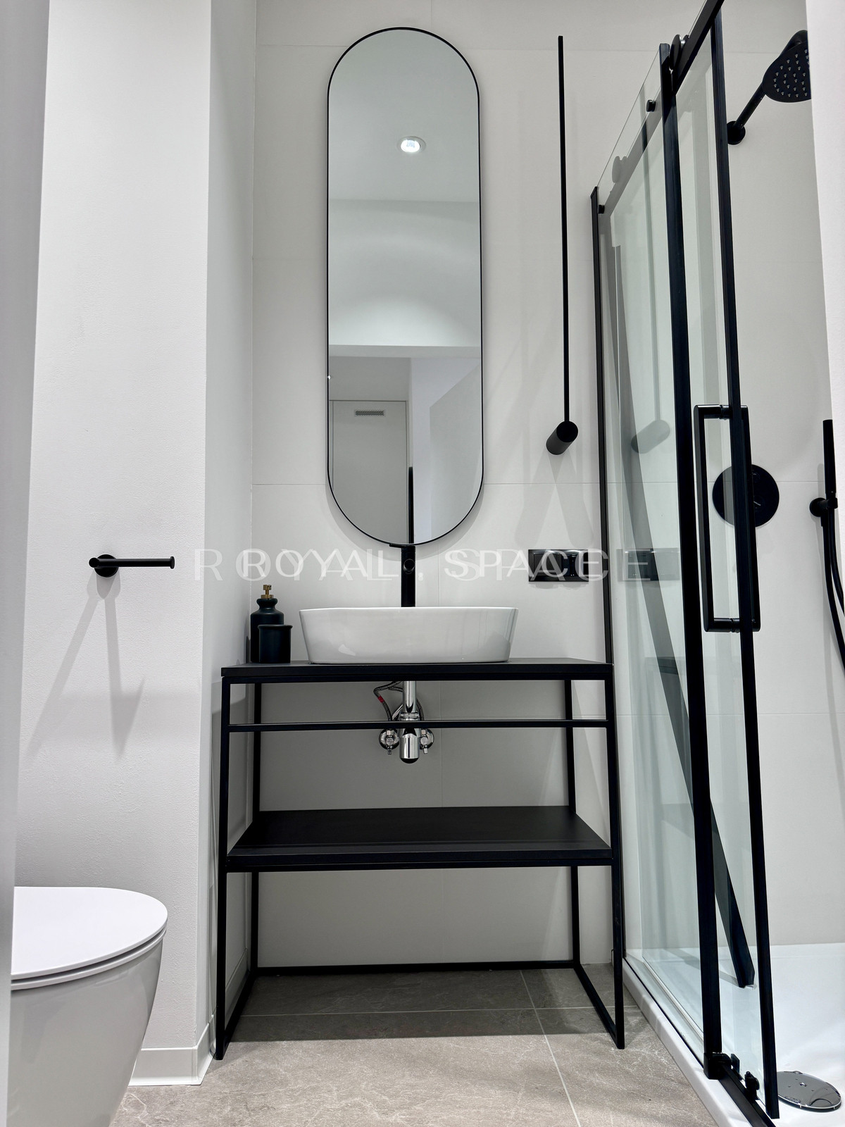 Corner apartment with a loggia on the 8th floor!