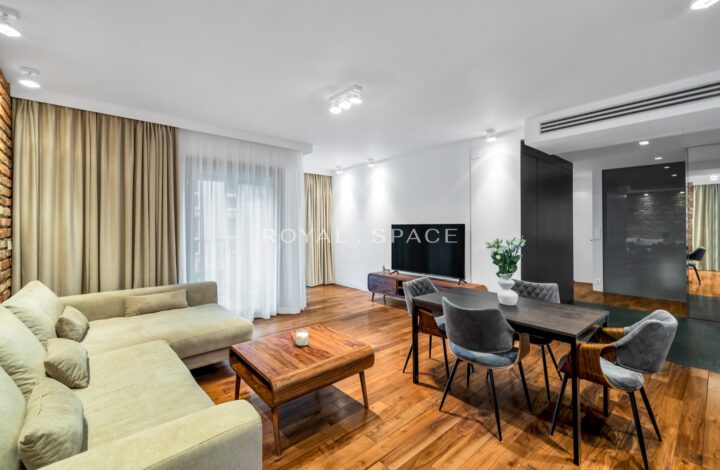 Elegant apartment in the city center