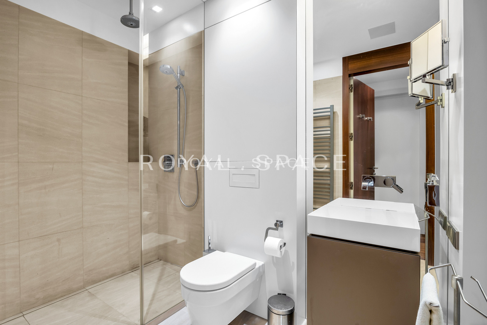 Elegancki apartament w centrum miasta