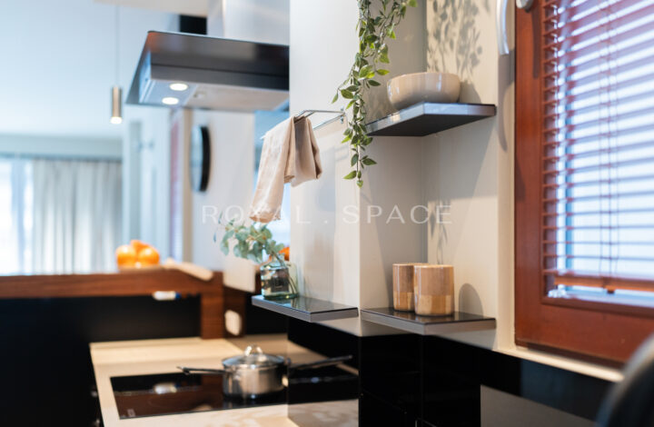 Spacious apartment with balcony in the capital!