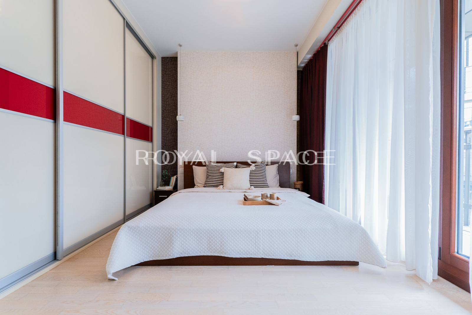 Spacious apartment with balcony in the capital!