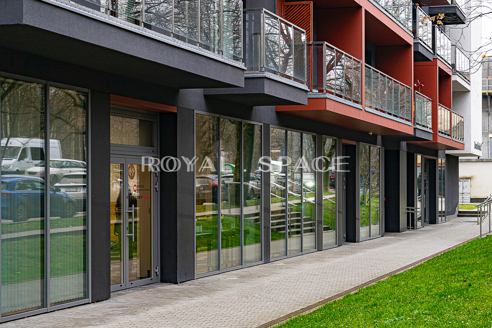 Comfortable 2-room apartment with a balcony!