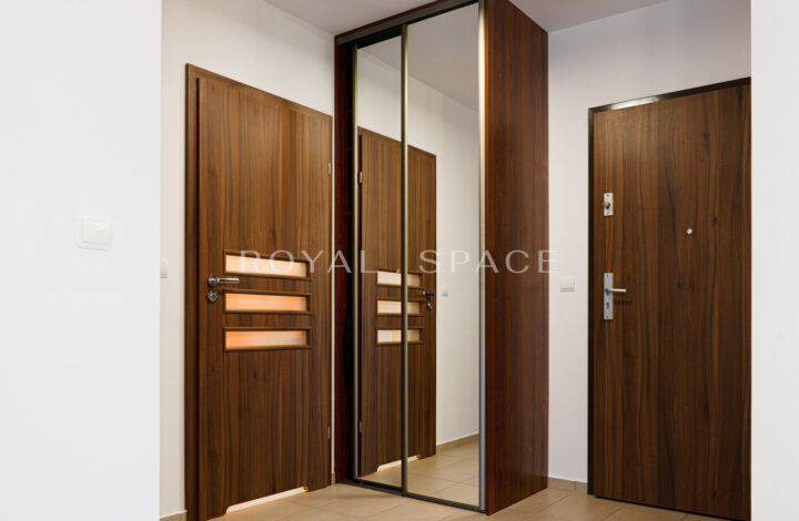 Comfortable 2-room apartment with a balcony!