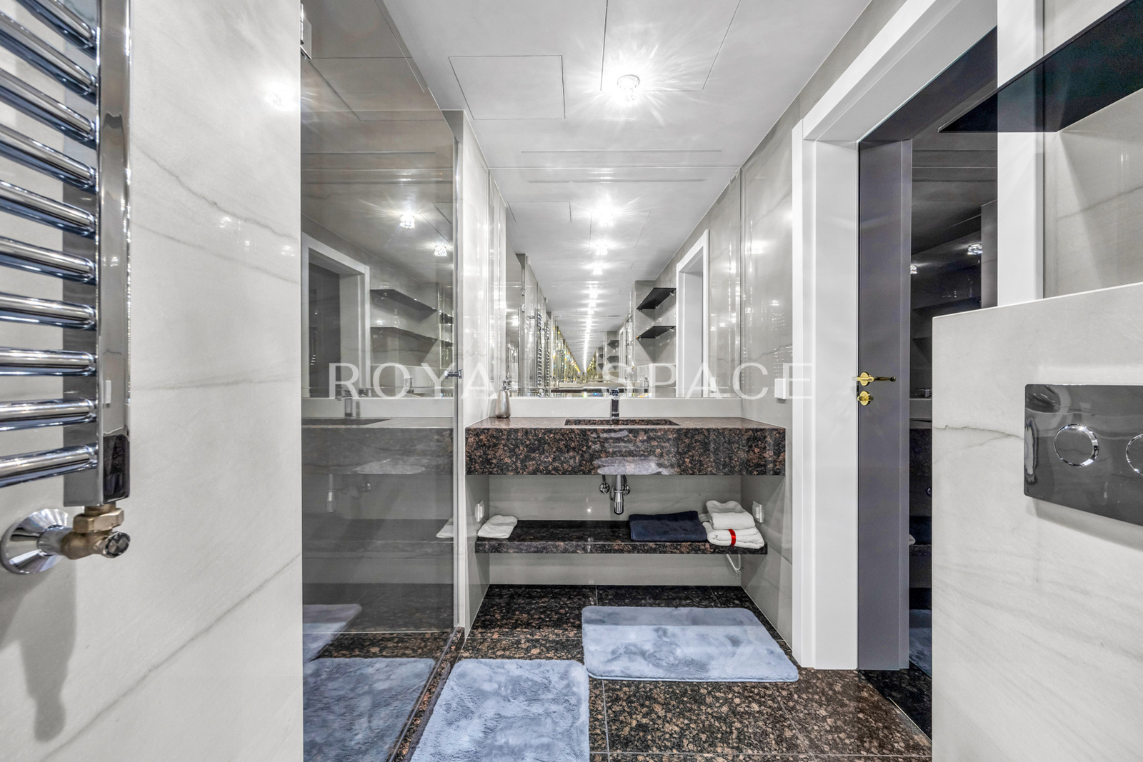 Top Floor in sophisticated style | Unique Tower