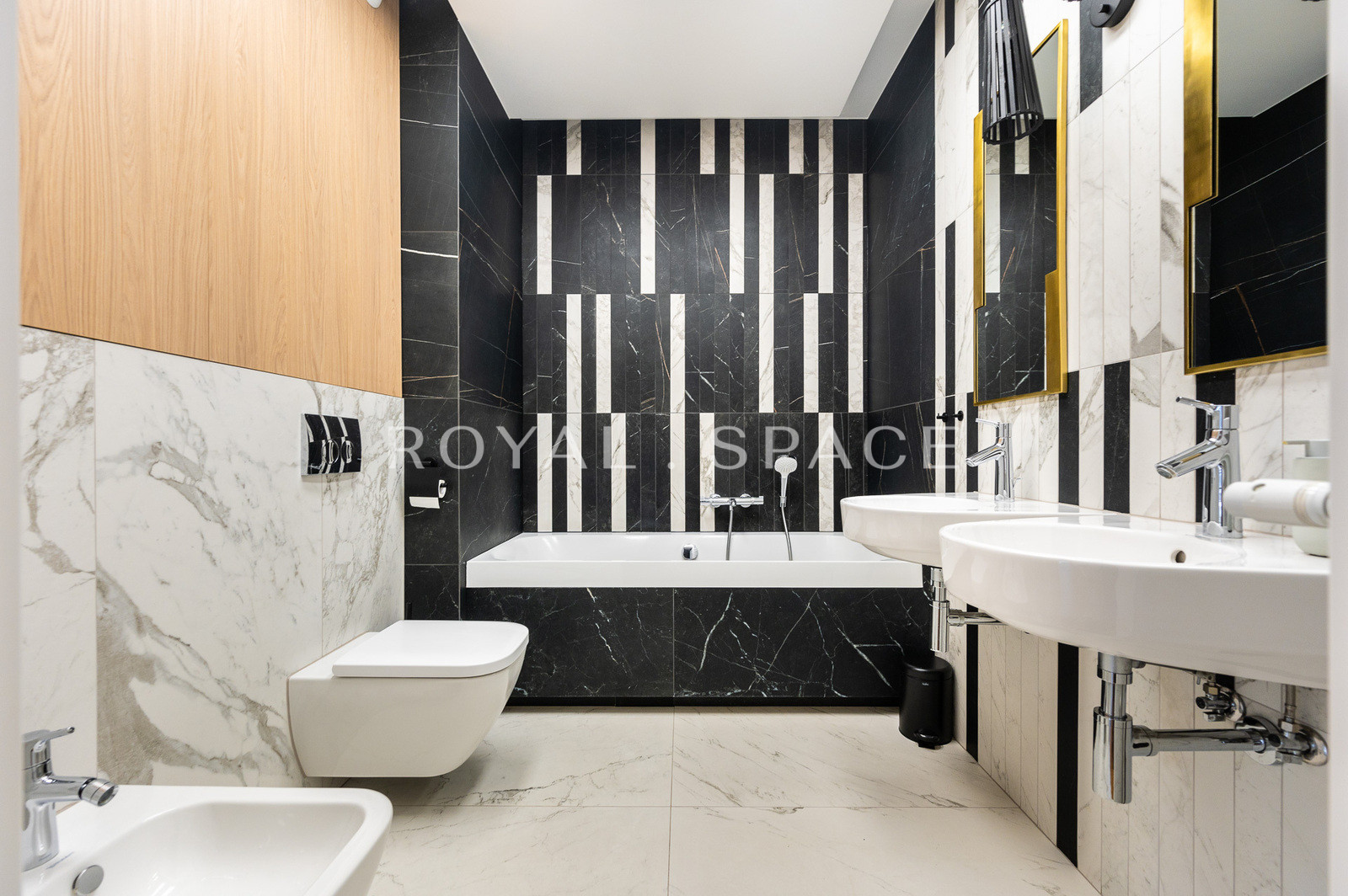 “Exclusive 93 m² Apartment in Wiślane Tarasy 2.0”