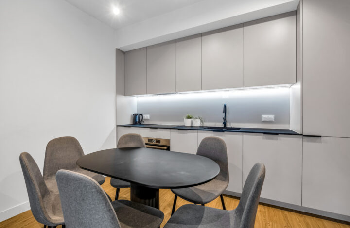 Nowoczesne 3-pokojowe mieszkanie z 2 łazienkami!