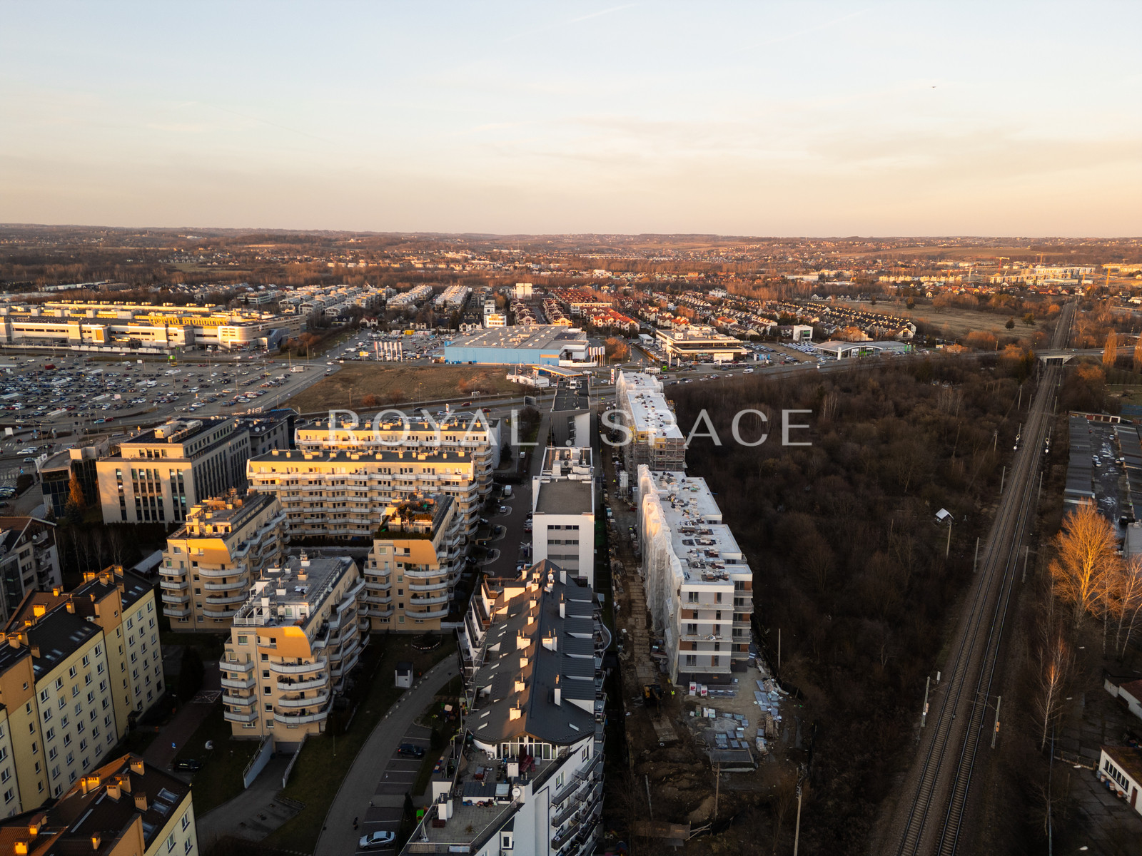 Conrada 27 | Dwa pokoje | Widok na zieleń