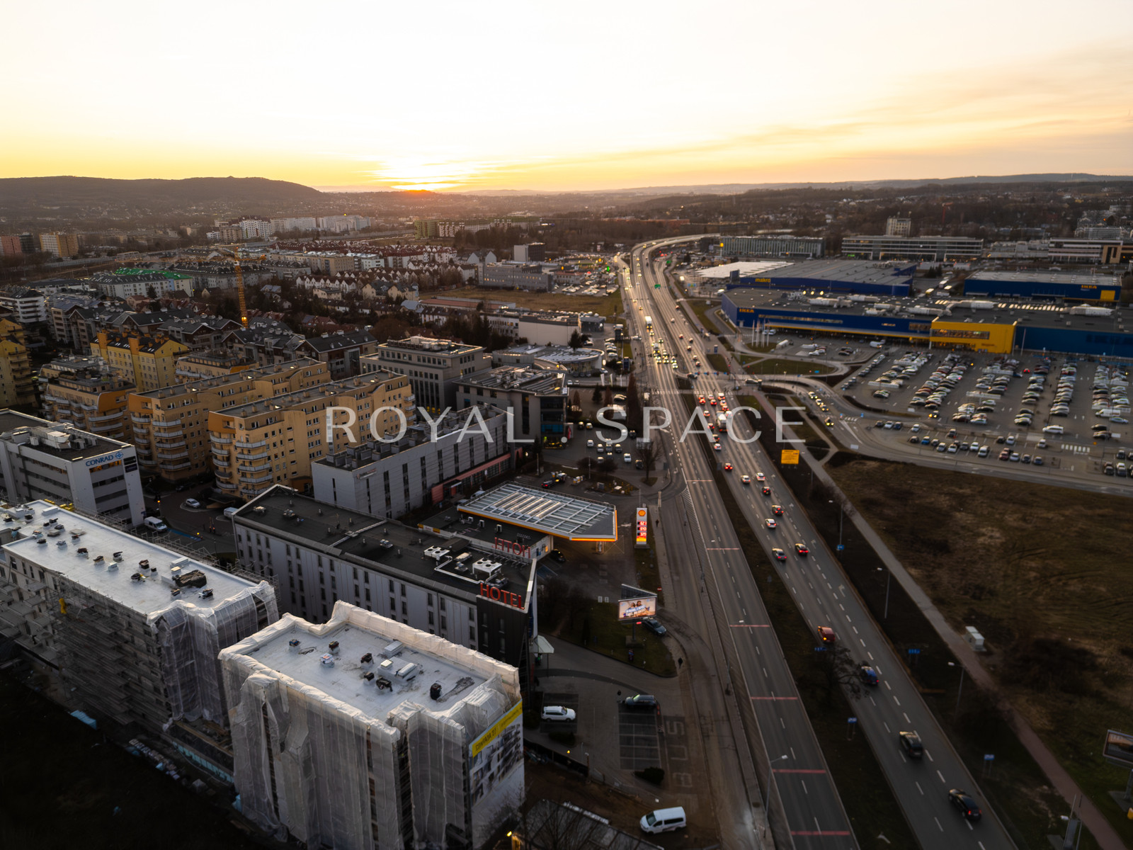 Conrada 27 | Dwa pokoje | Widok na zieleń