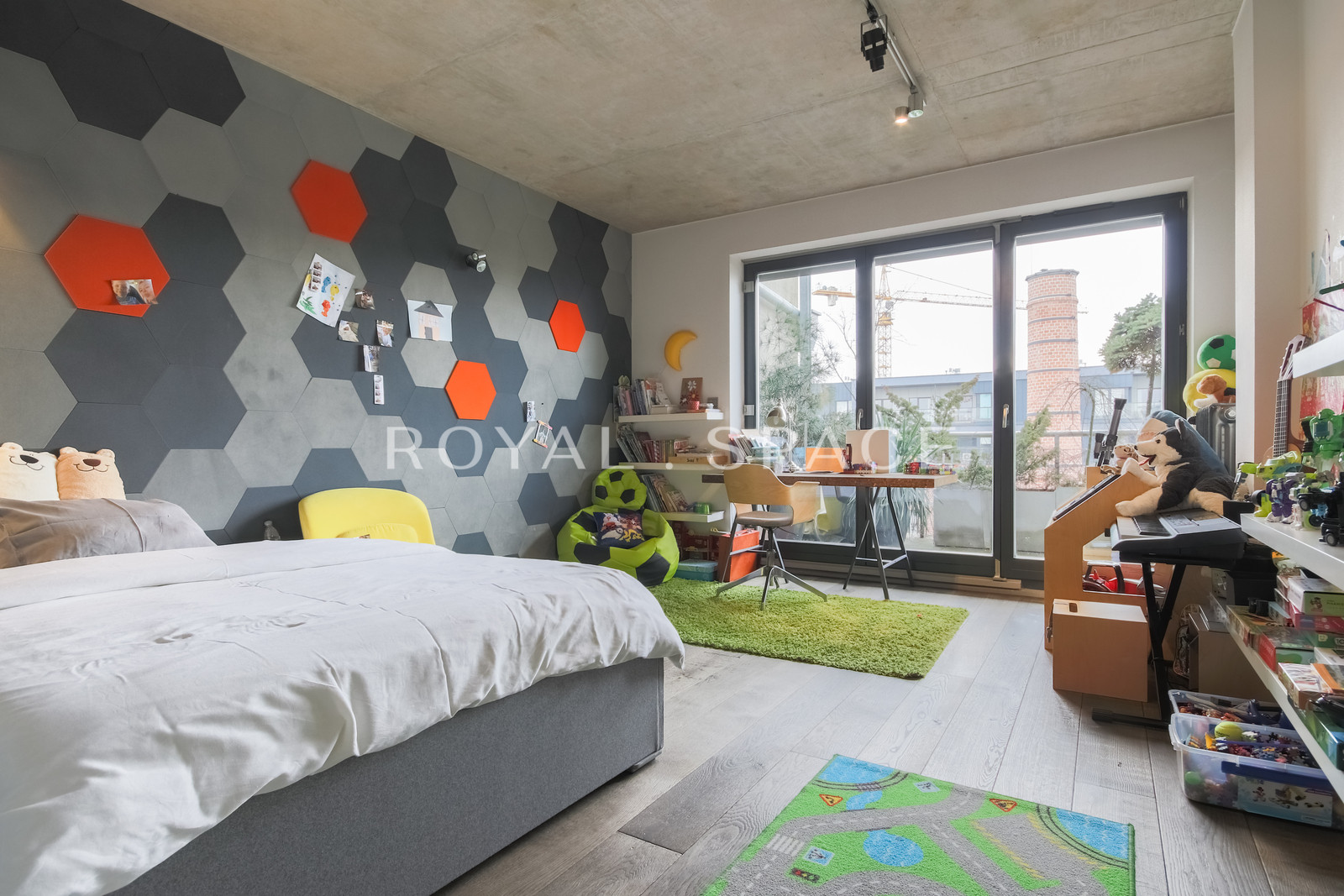 Loftowy penthouse widokowy na Zabłociu