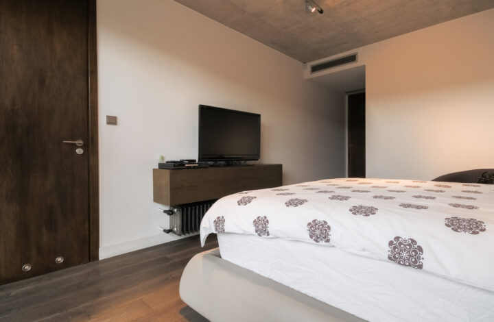 Loftowy penthouse widokowy na Zabłociu