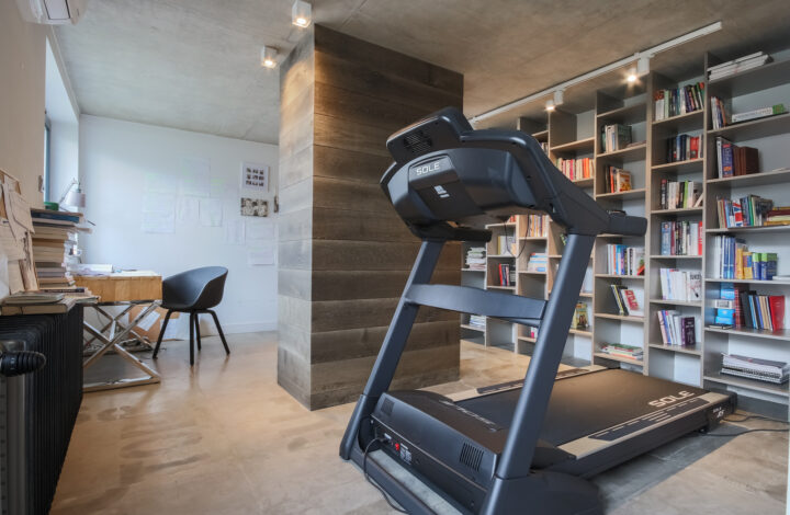 Loftowy penthouse widokowy na Zabłociu