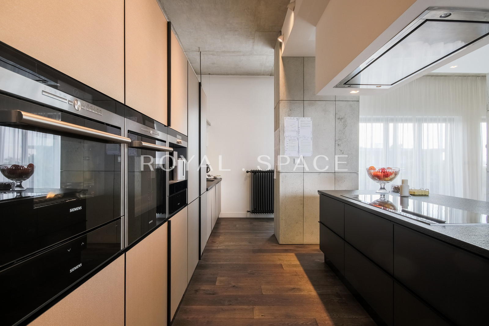 Loftowy penthouse widokowy na Zabłociu