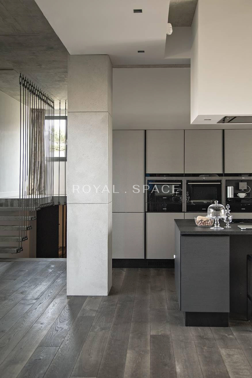 Loftowy penthouse widokowy na Zabłociu