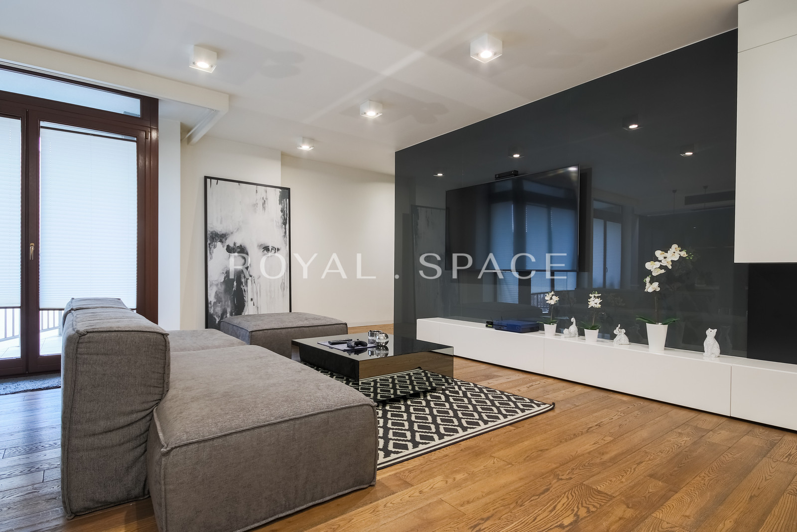 Luksusowy apartament z dwoma balkonami!