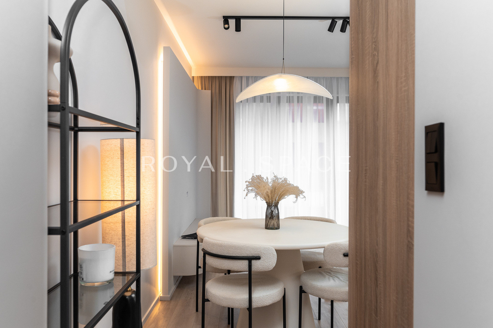 Stylishly finished apartment in Wola Justowska