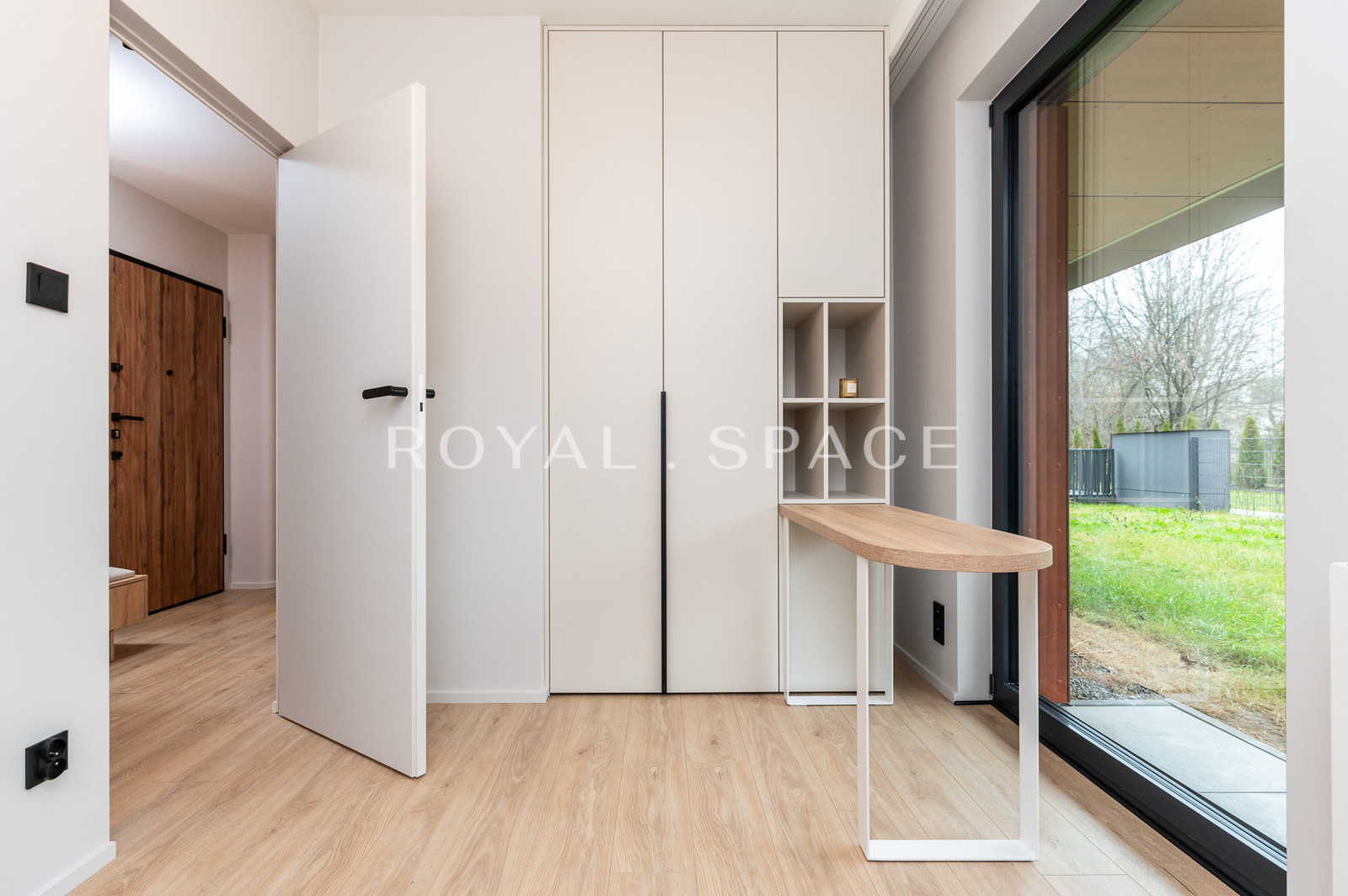 Stylishly finished apartment in Wola Justowska