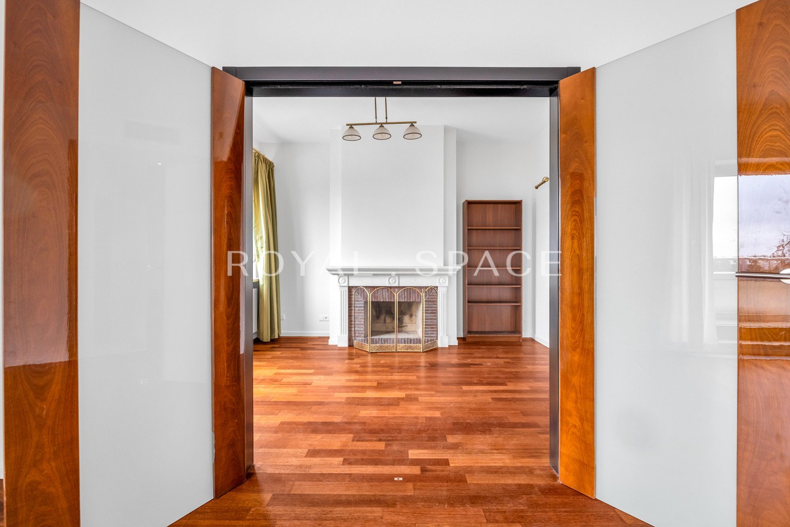 Warszawa, Mokotów, Biały Kamień 8