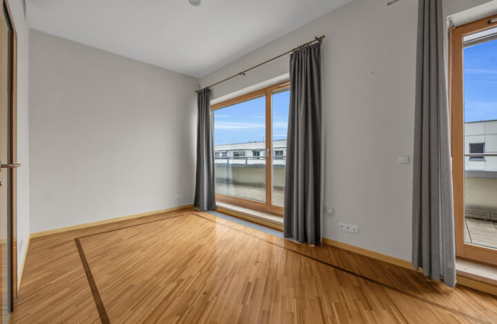 Warszawa, Mokotów, Biały Kamień 8