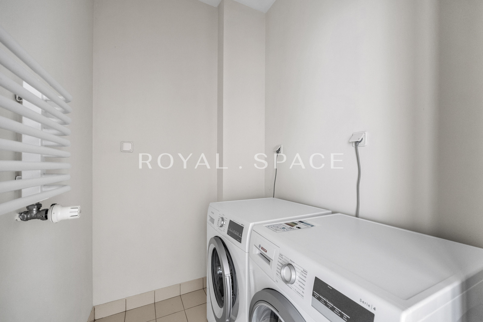 Warszawa, Mokotów, Biały Kamień 8