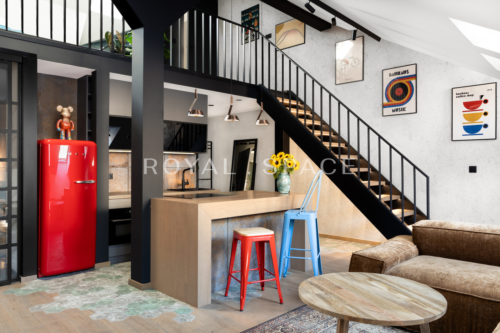 Artistic apartment on the main square