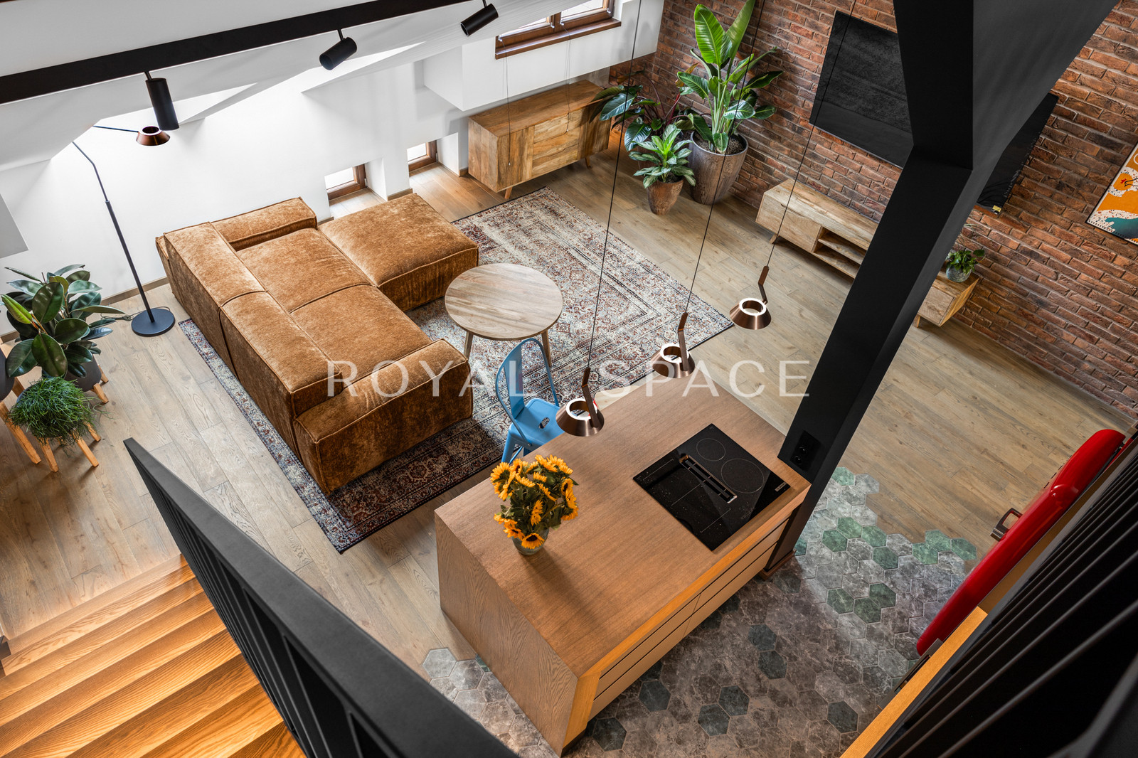 Artistic apartment on the main square