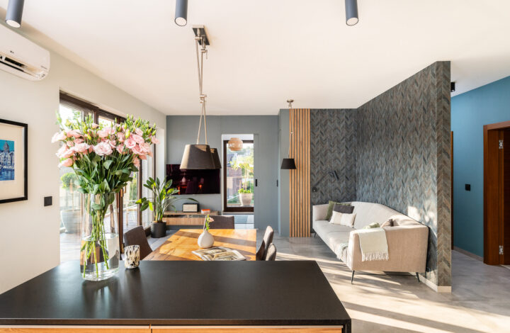 4-room apartment with wooden terrace
