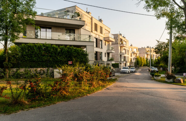 4-room apartment with wooden terrace