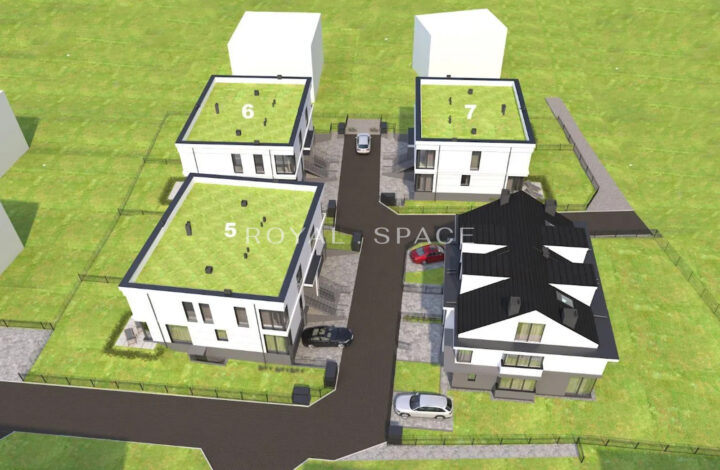 Semi-detached house in a gated community!