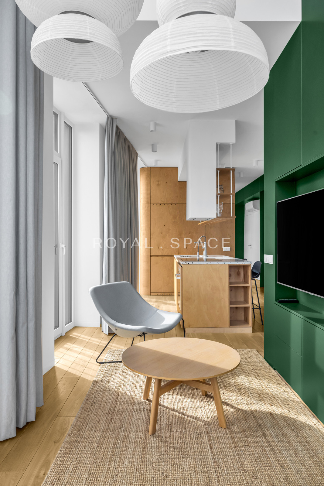 Luxury penthouse with Warsaw Spire view!