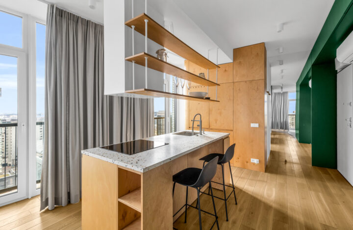 Luxury penthouse with Warsaw Spire view!