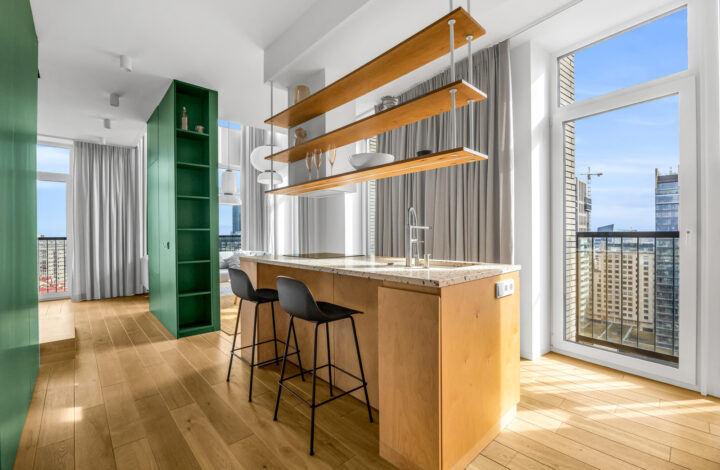 Luxury penthouse with Warsaw Spire view!