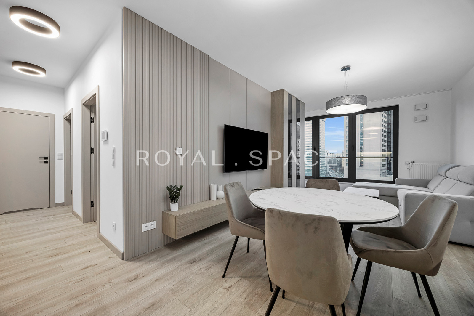Elegant apartment with loggia in Wola!