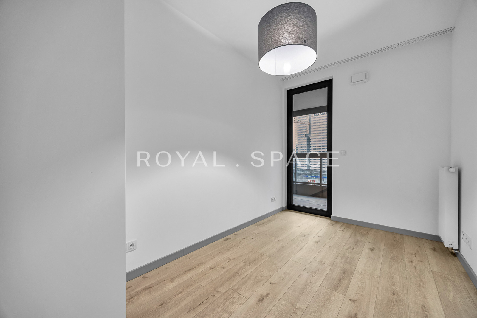 Elegant apartment with loggia in Wola!