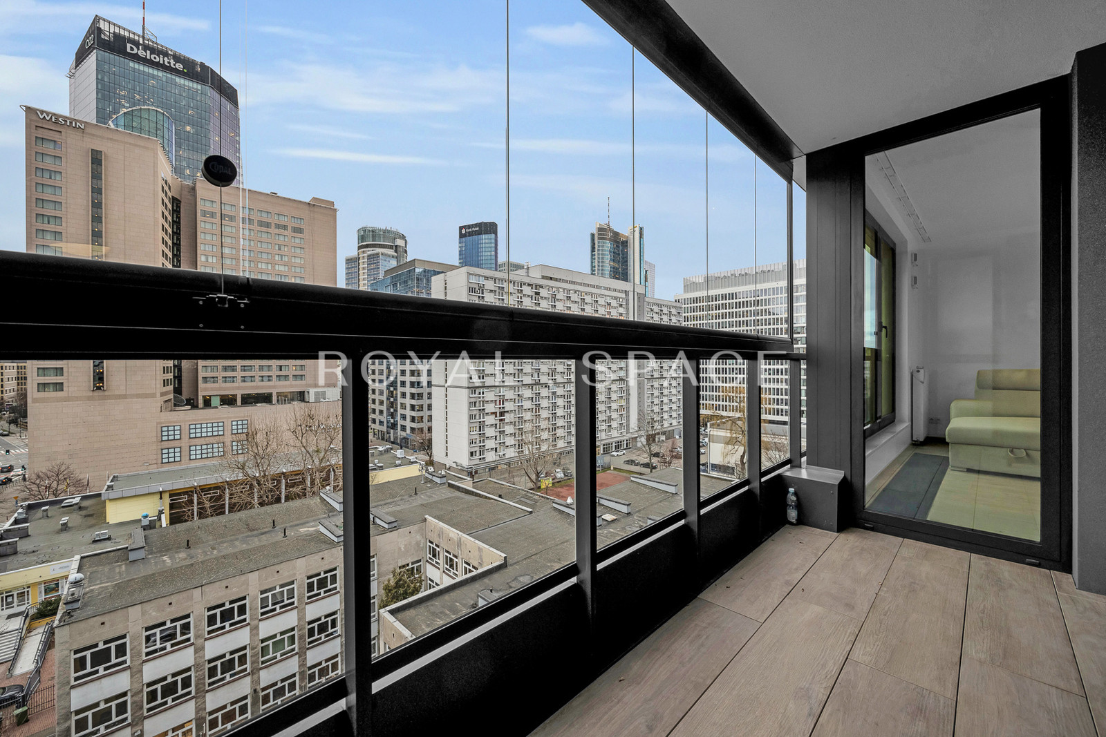 Elegant apartment with loggia in Wola!